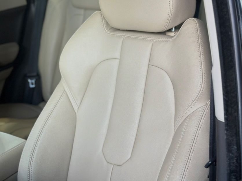 LAND-ROVER RANGE ROVER EVOQUE 2.2L TD4 150CV 4x4 Prestige Auto