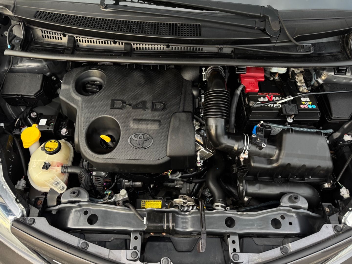 TOYOTA YARIS 90D LIVE