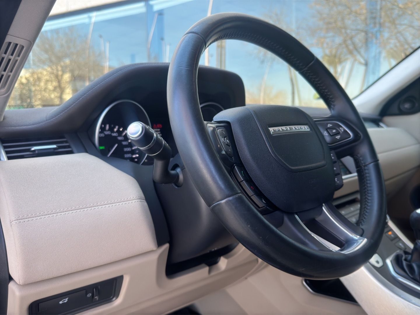 LAND-ROVER RANGE ROVER EVOQUE 2.2L eD4 150CV 4x2 Pure