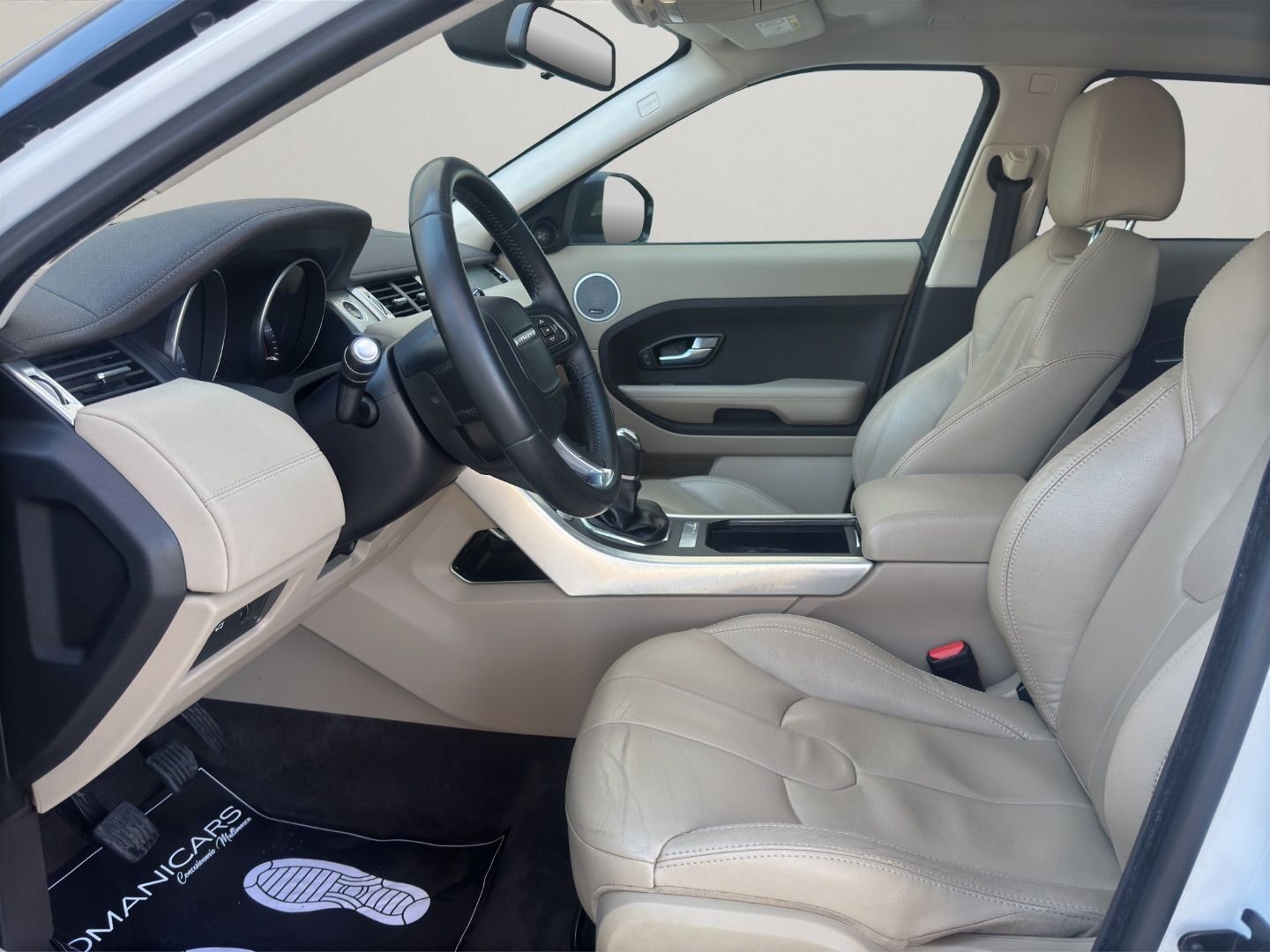 LAND-ROVER RANGE ROVER EVOQUE 2.2L eD4 150CV 4x2 Pure