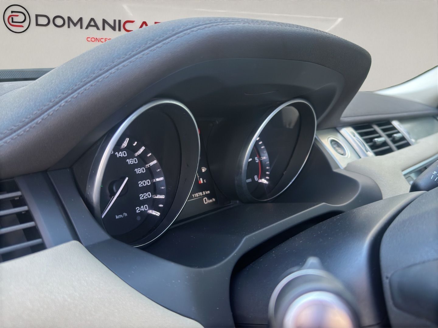 LAND-ROVER RANGE ROVER EVOQUE 2.2L eD4 150CV 4x2 Pure