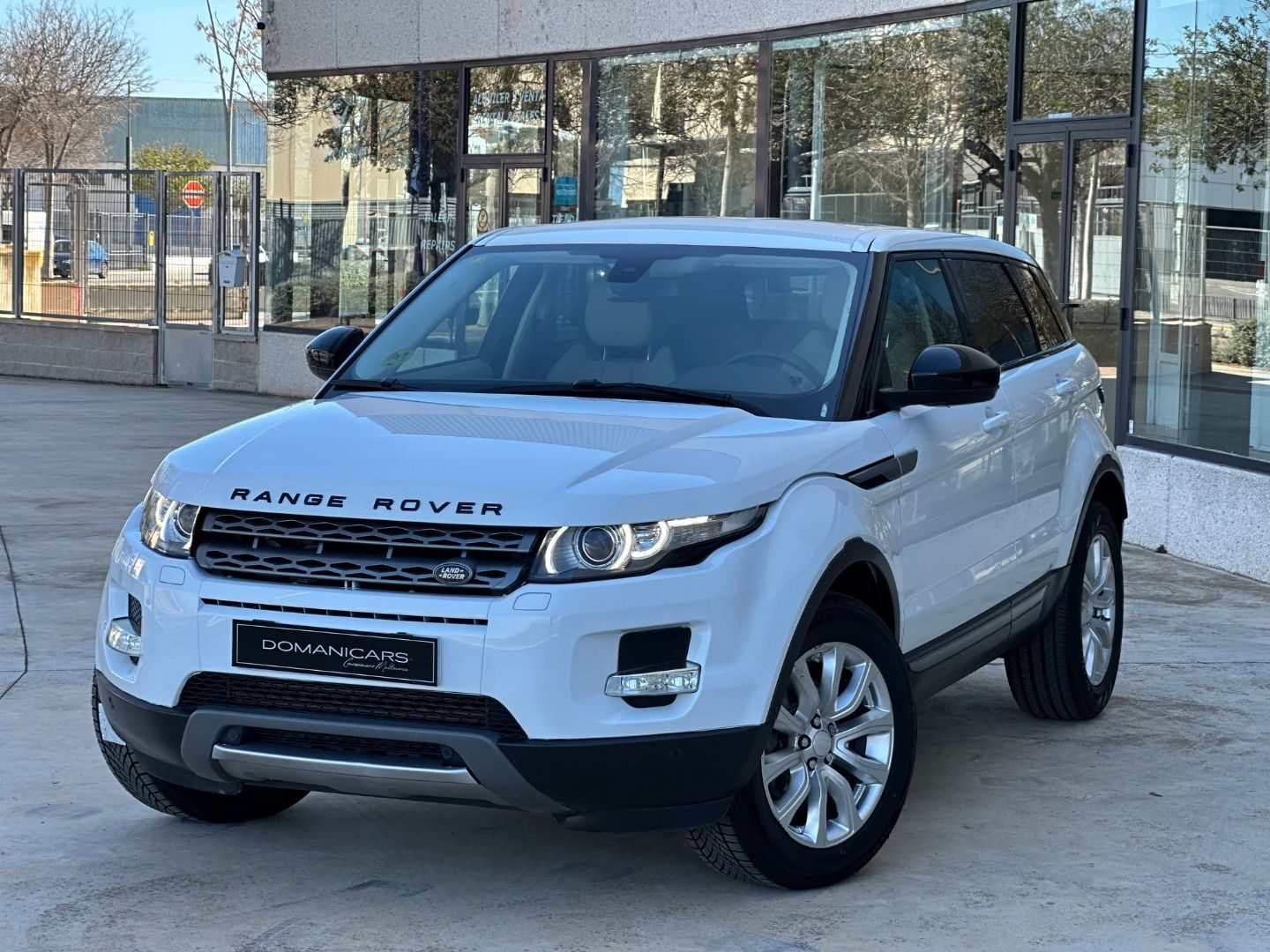 LAND-ROVER RANGE ROVER EVOQUE 2.2L eD4 150CV 4x2 Pure