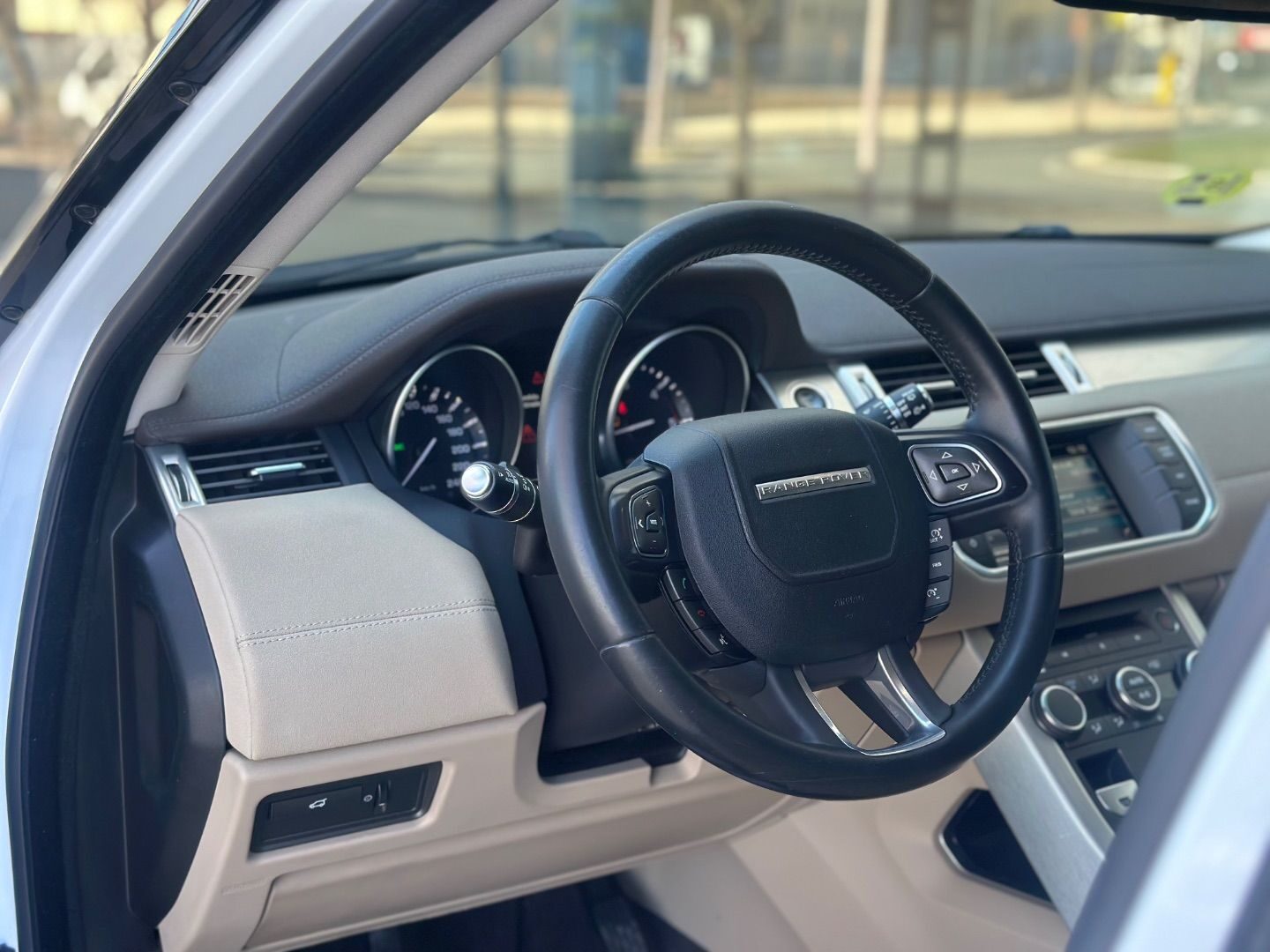 LAND-ROVER RANGE ROVER EVOQUE 2.2L eD4 150CV 4x2 Pure