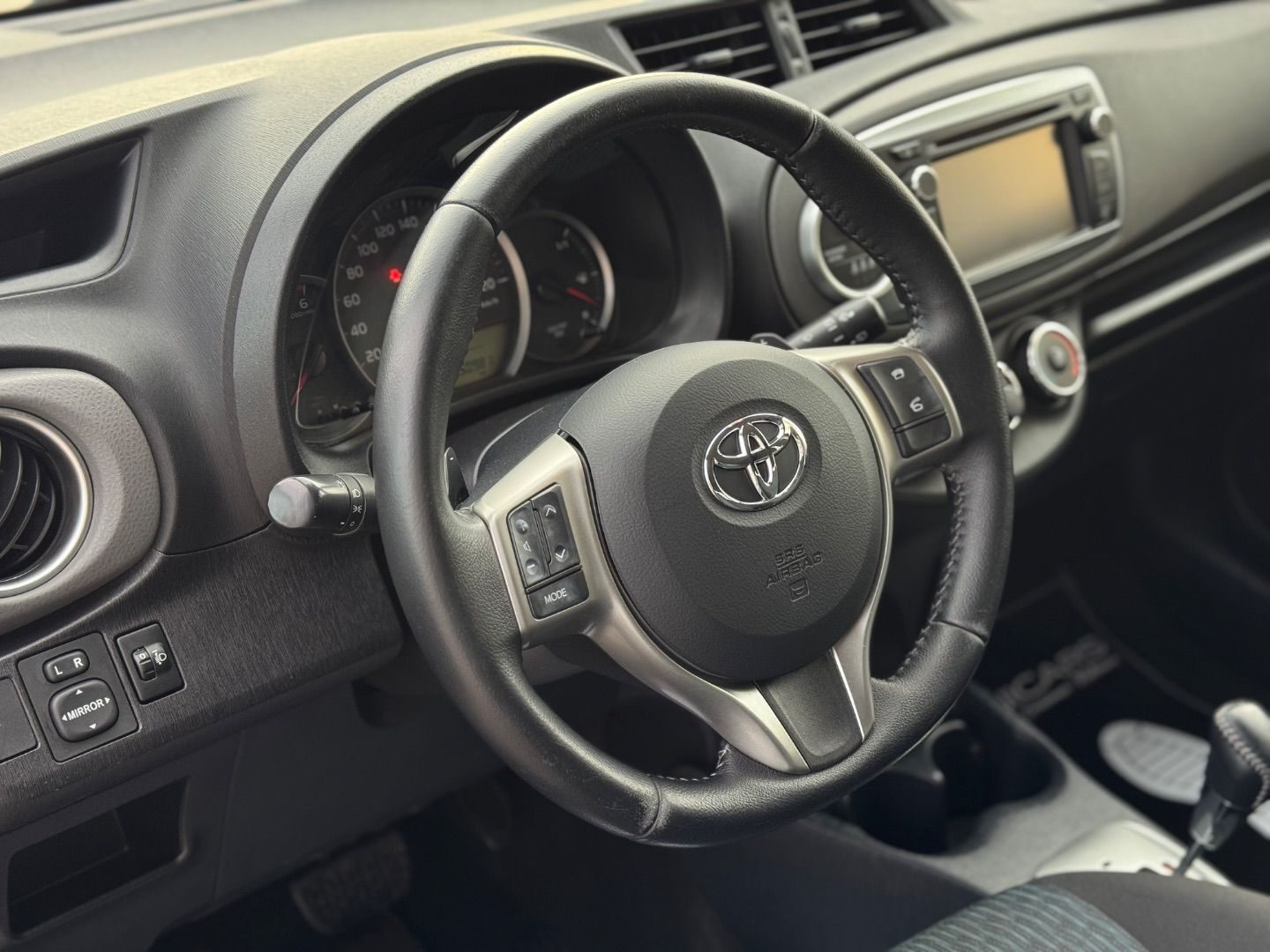 TOYOTA YARIS 90D LIVE