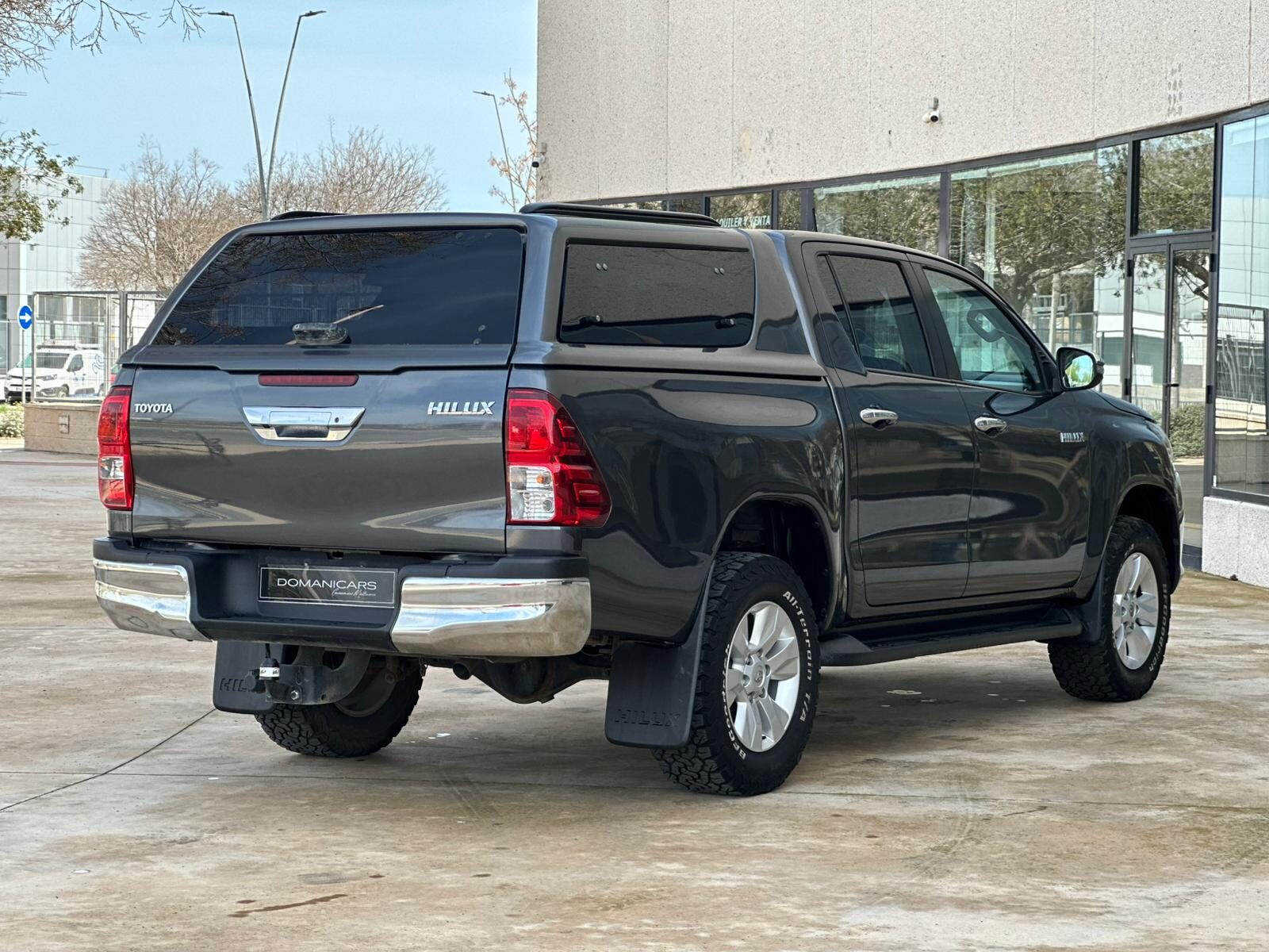 TOYOTA HILUX 2.4 D4D Cabina Doble VX AT