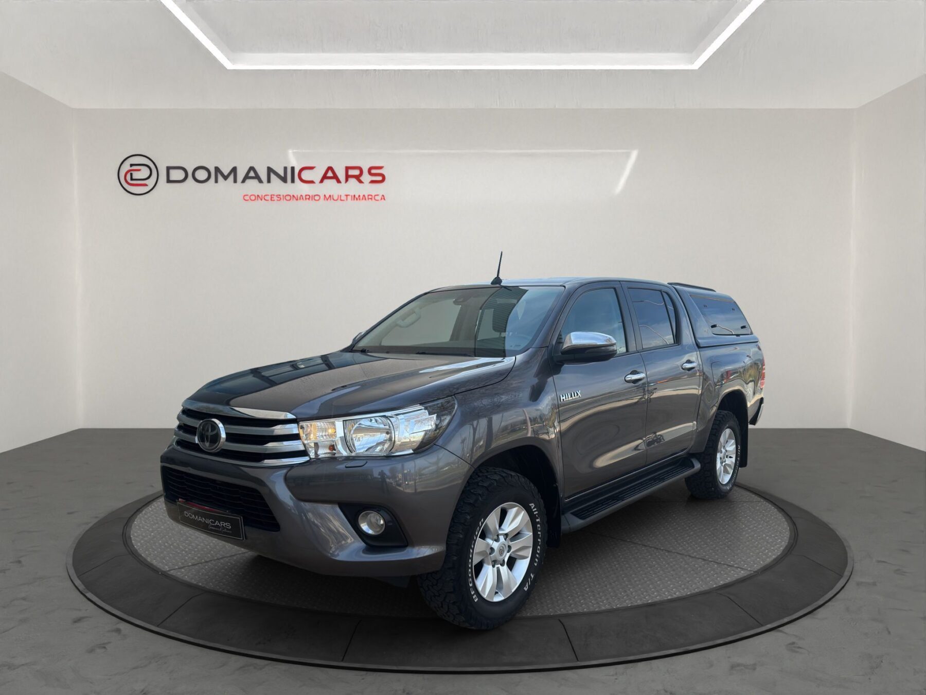 TOYOTA HILUX 2.4 D4D Cabina Doble VX AT