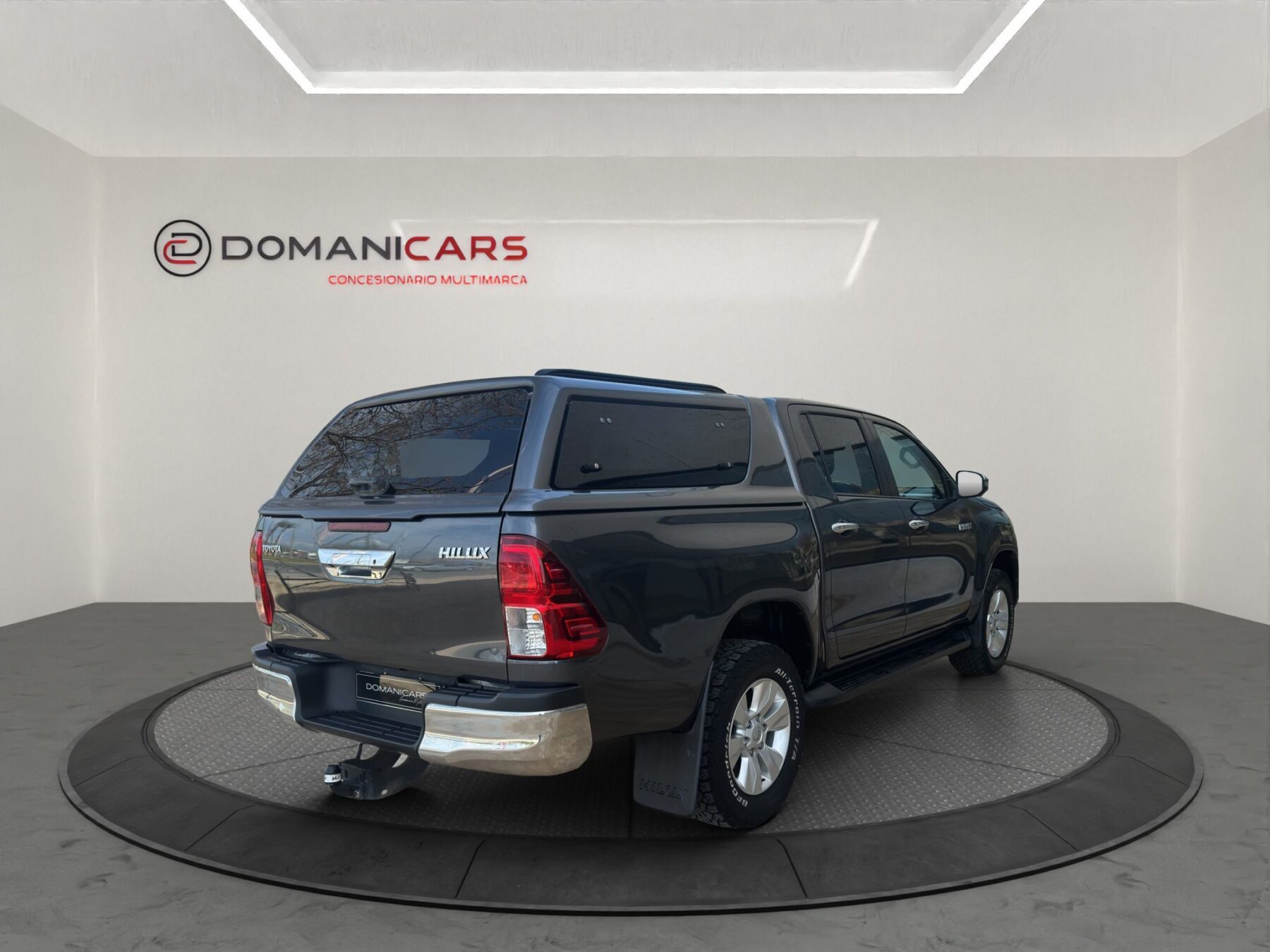 TOYOTA HILUX 2.4 D4D Cabina Doble VX AT