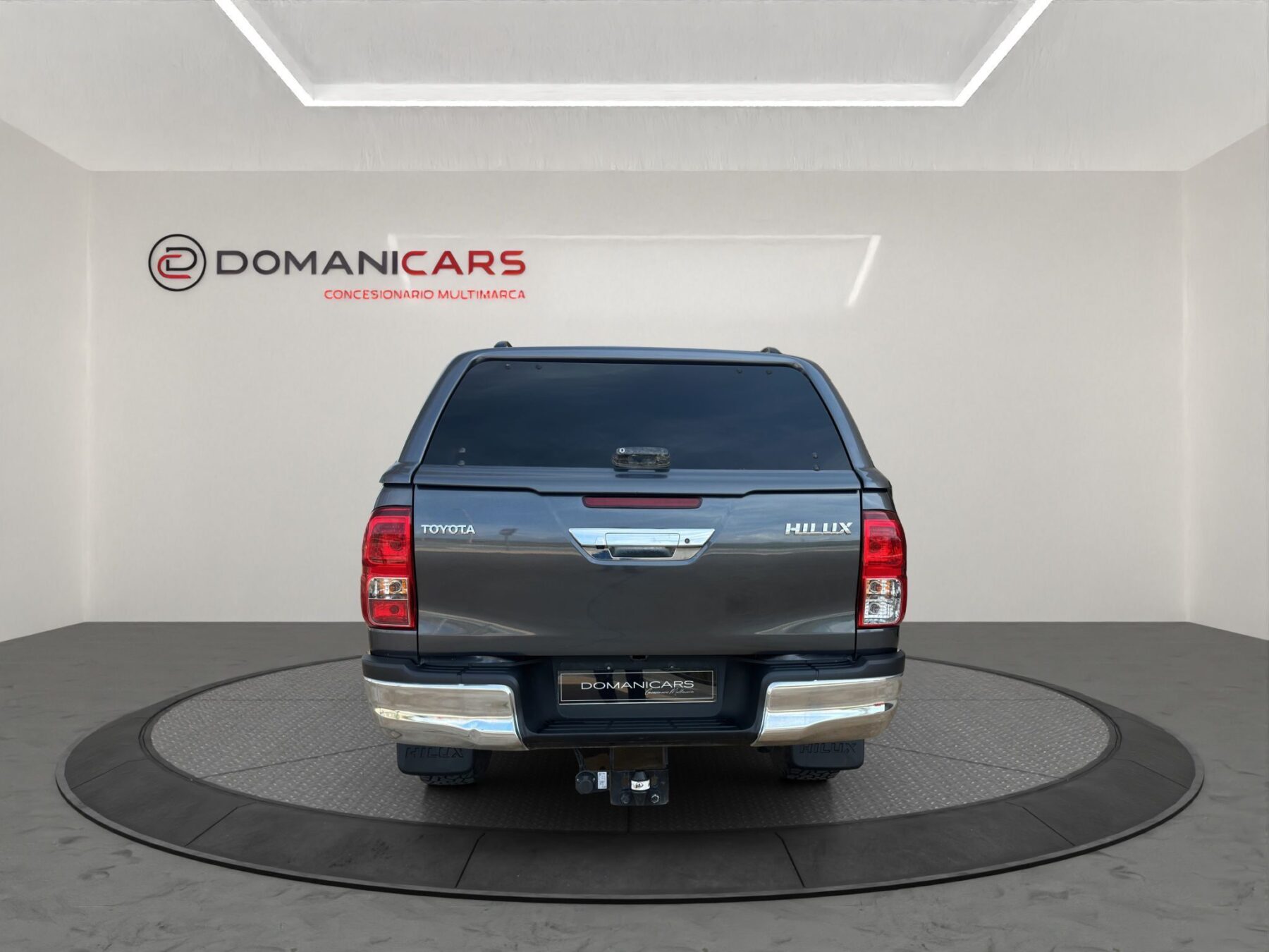 TOYOTA HILUX 2.4 D4D Cabina Doble VX AT