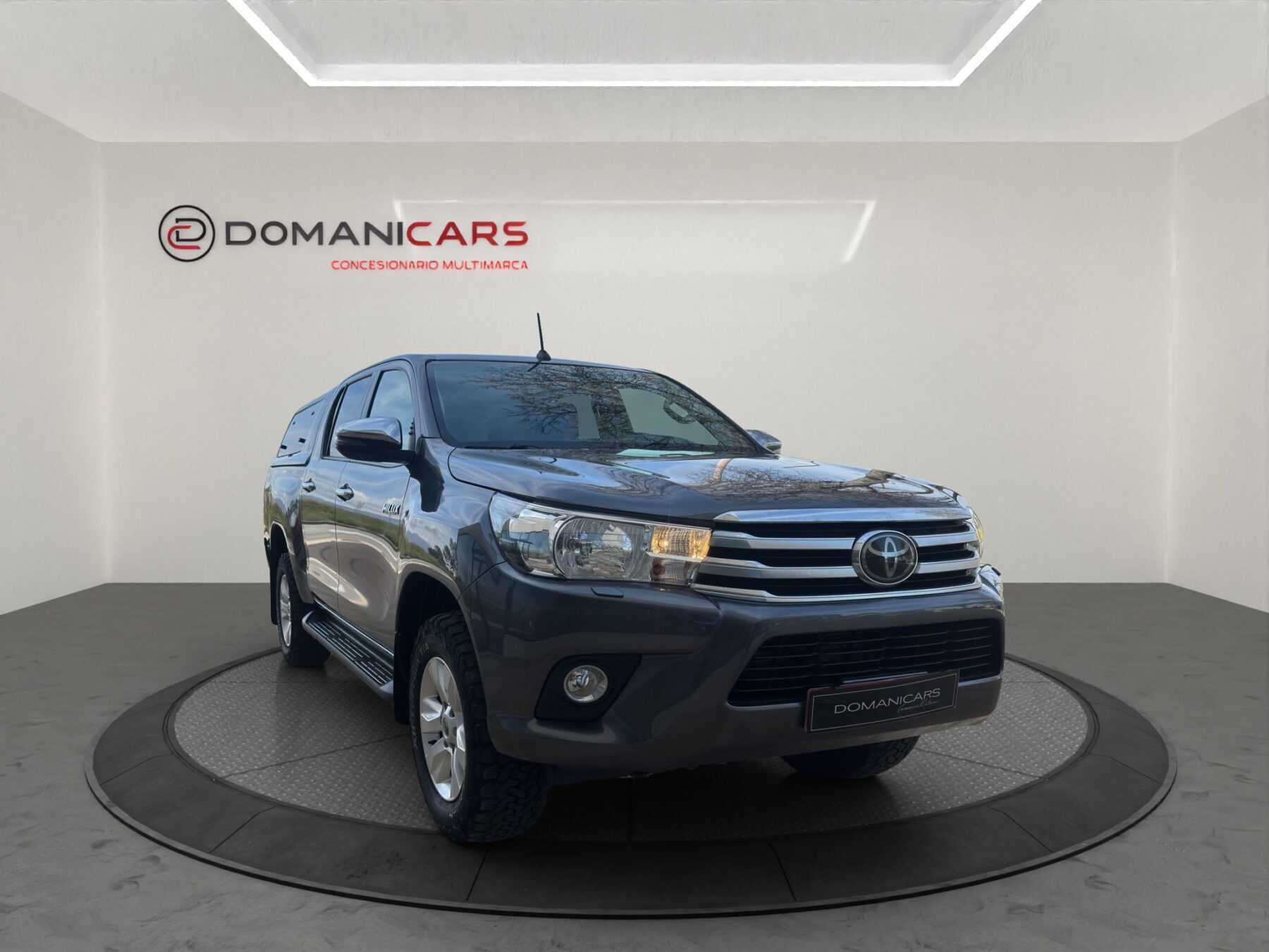 TOYOTA HILUX 2.4 D4D Cabina Doble VX AT