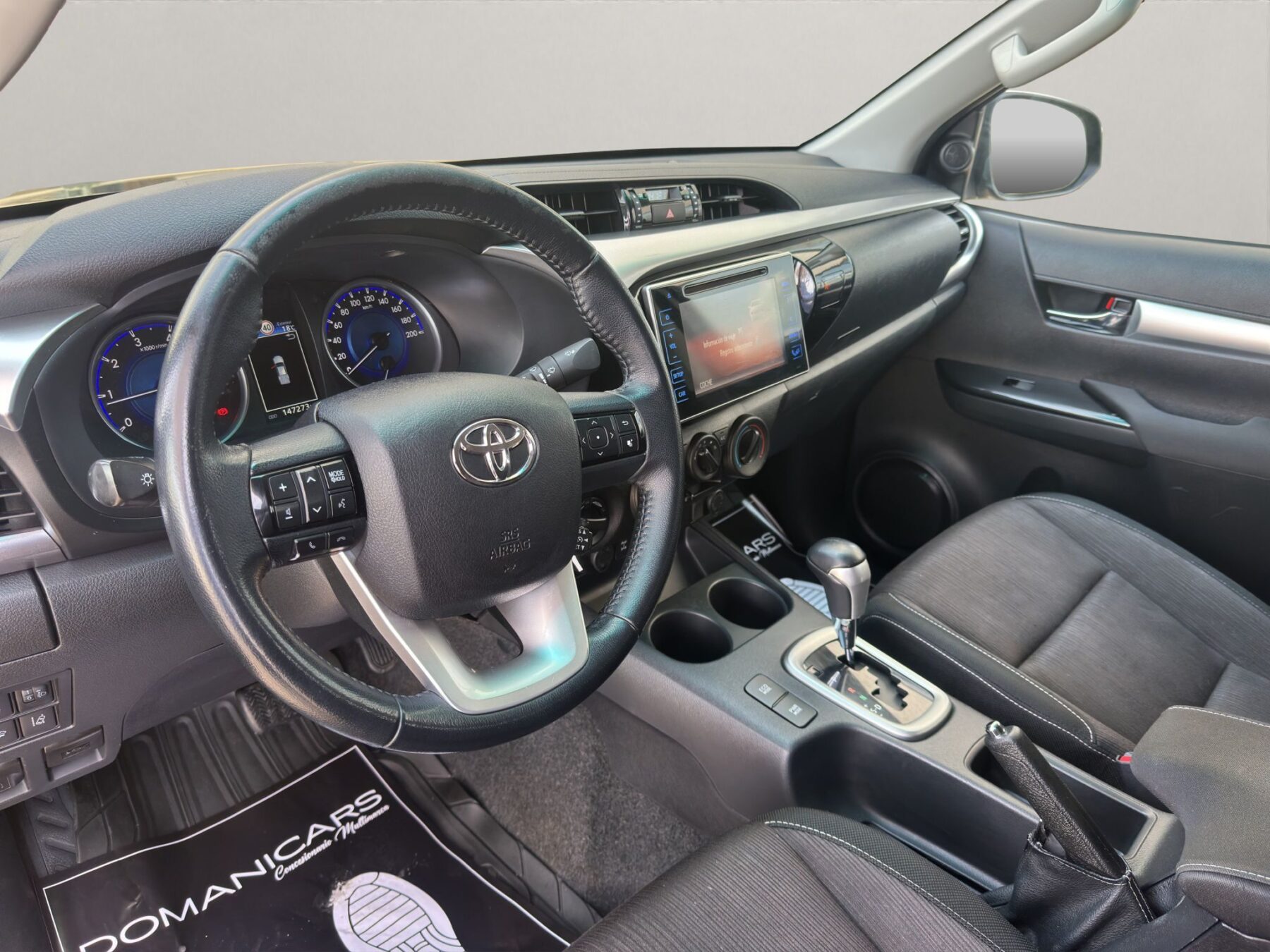 TOYOTA HILUX 2.4 D4D Cabina Doble VX AT