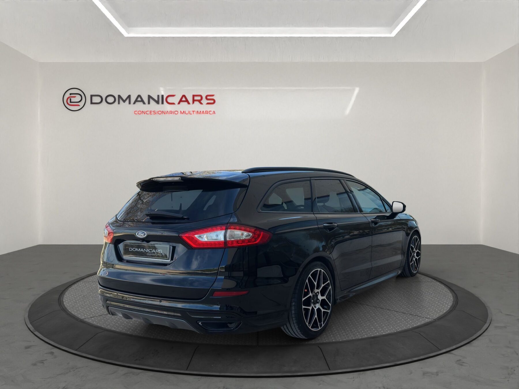 FORD MONDEO 2.0 TDCi 132kW PowShift STLine SpBreak