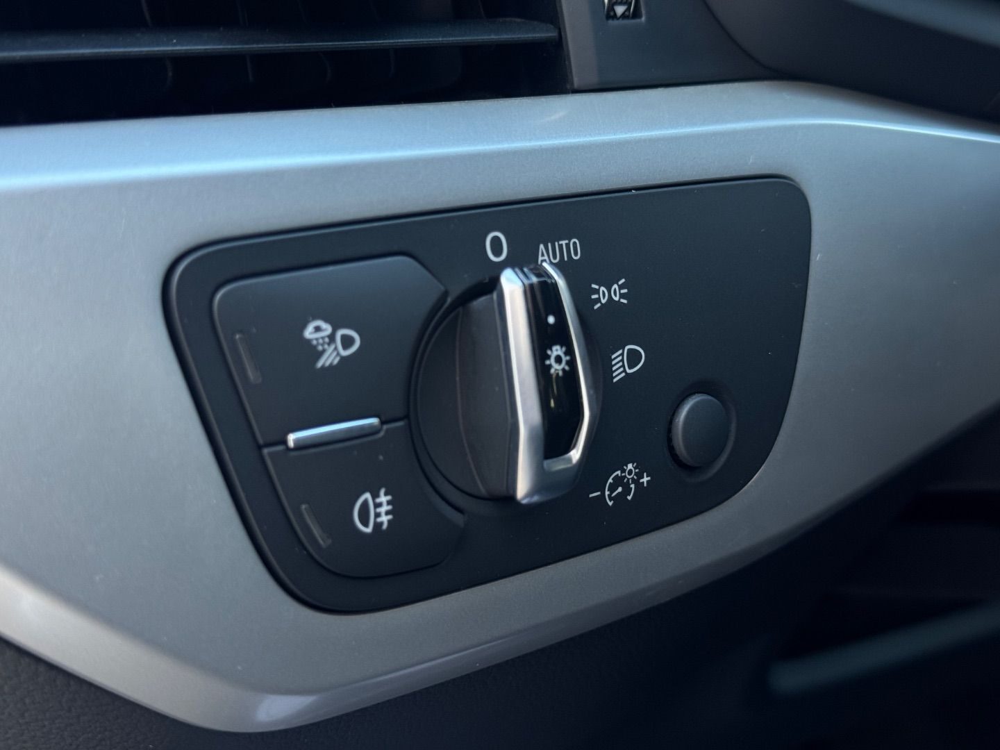 AUDI A4 2.0 TDI 110kW150CV Advanced edition