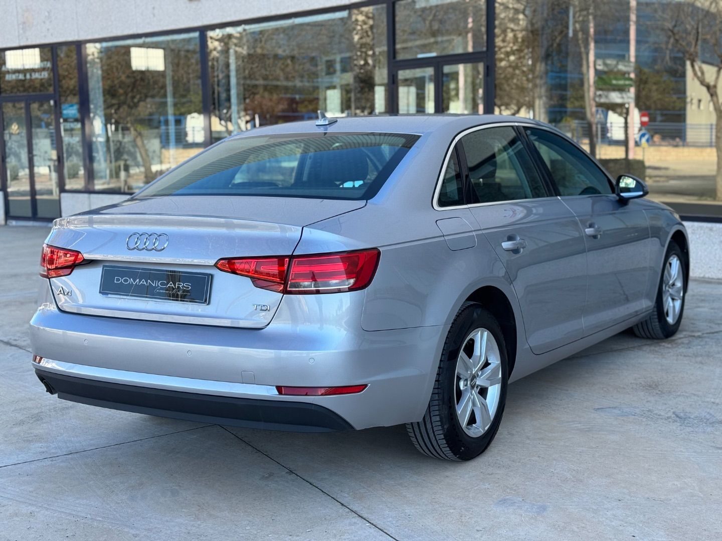 AUDI A4 2.0 TDI 110kW150CV Advanced edition