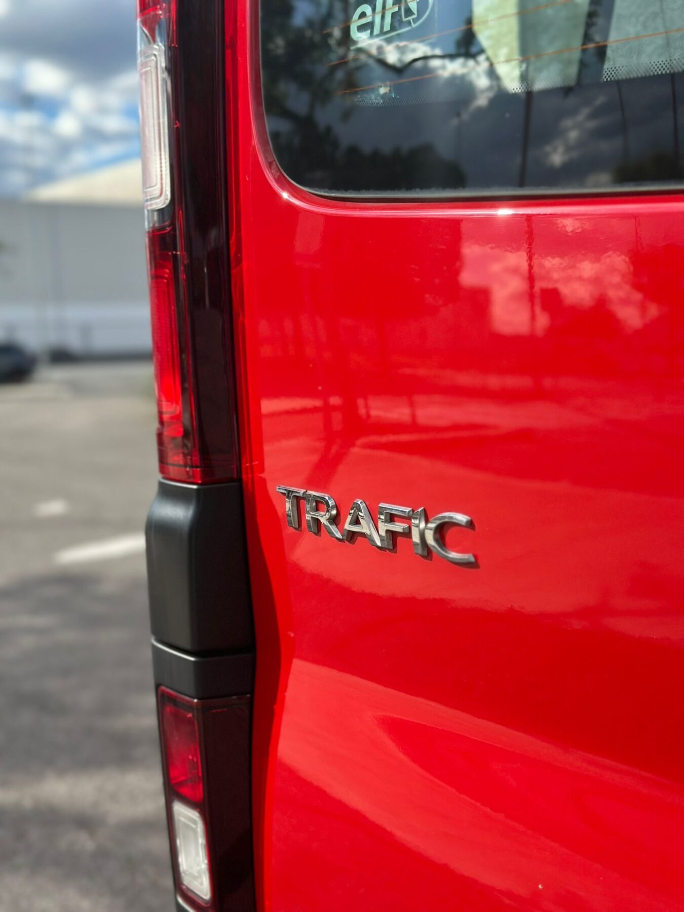 RENAULT TRAFIC SL LIM. BUS. Lar En. dCi 88kW120CV