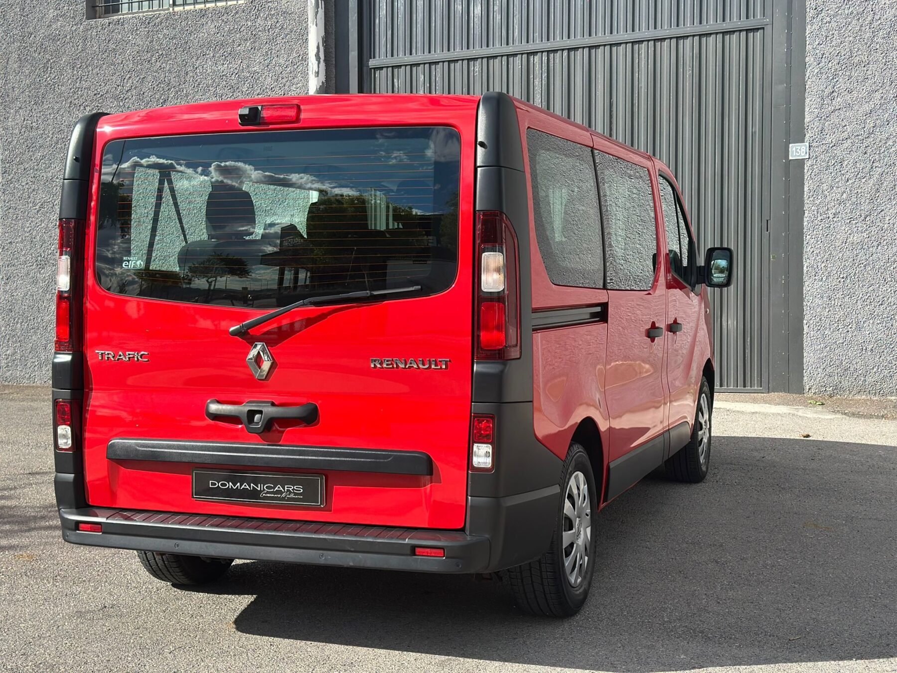 RENAULT TRAFIC SL LIM. BUS. Lar En. dCi 88kW120CV