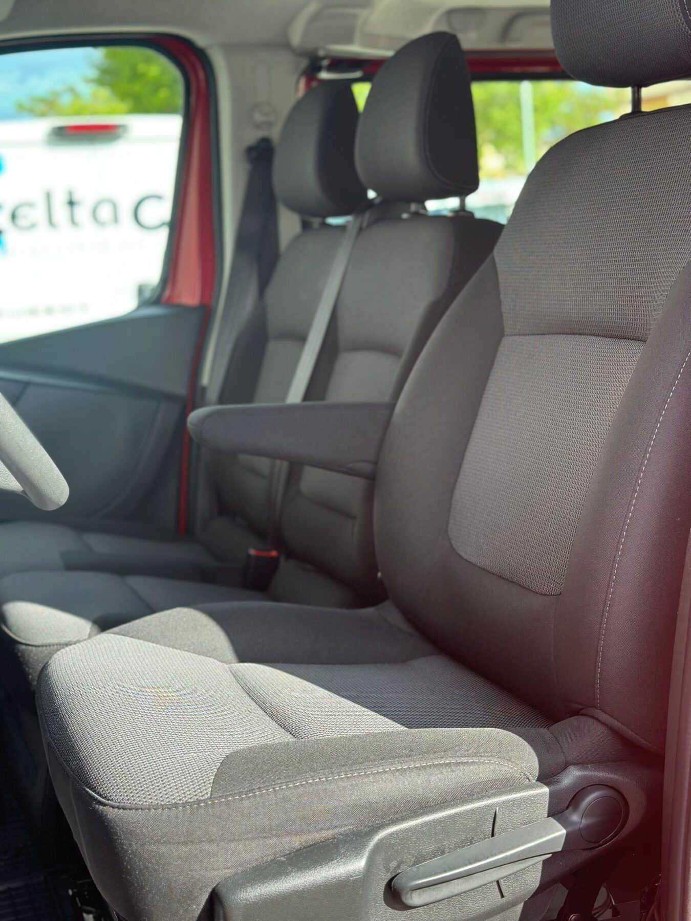 RENAULT TRAFIC SL LIM. BUS. Lar En. dCi 88kW120CV