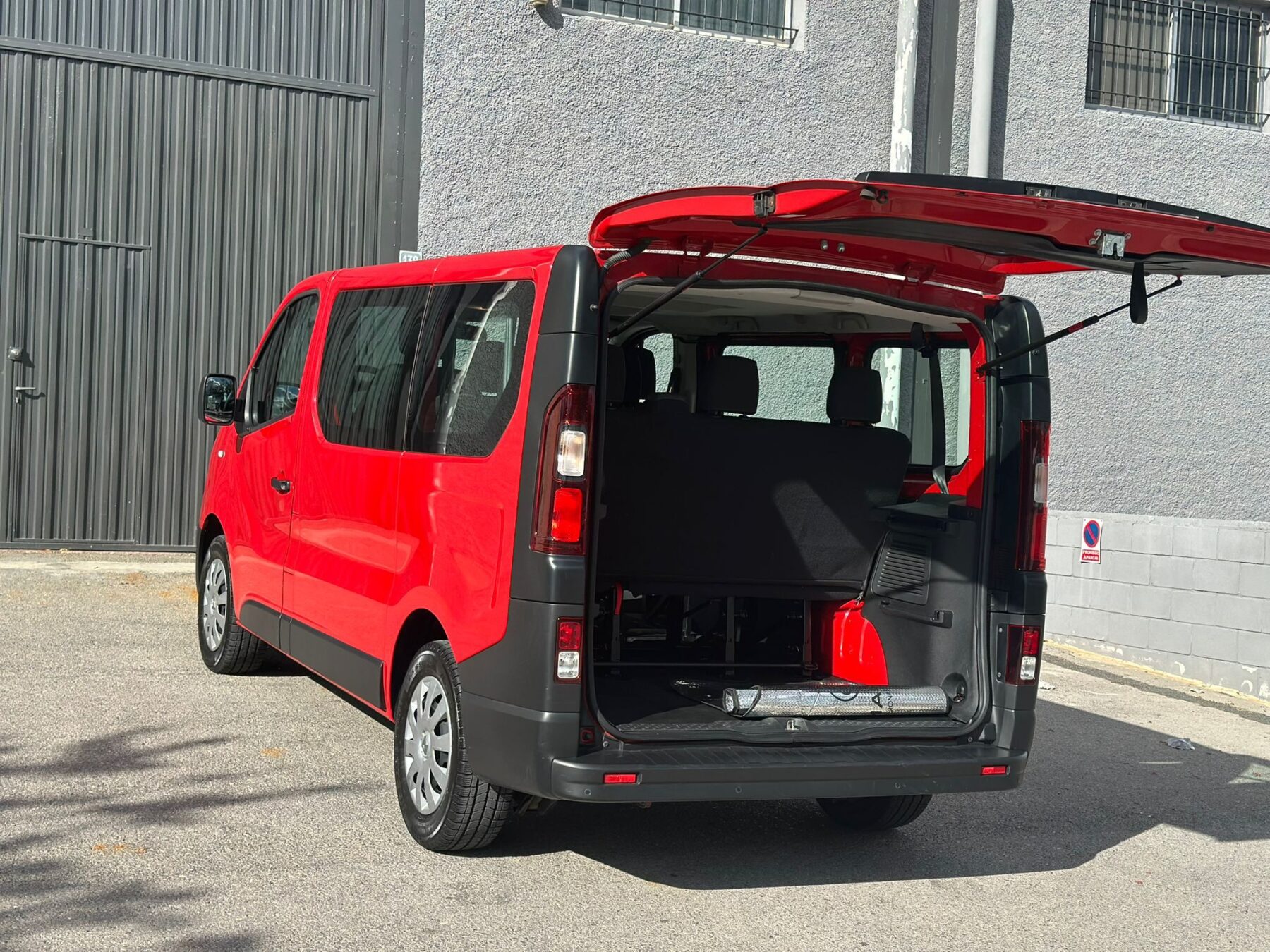 RENAULT TRAFIC SL LIM. BUS. Lar En. dCi 88kW120CV