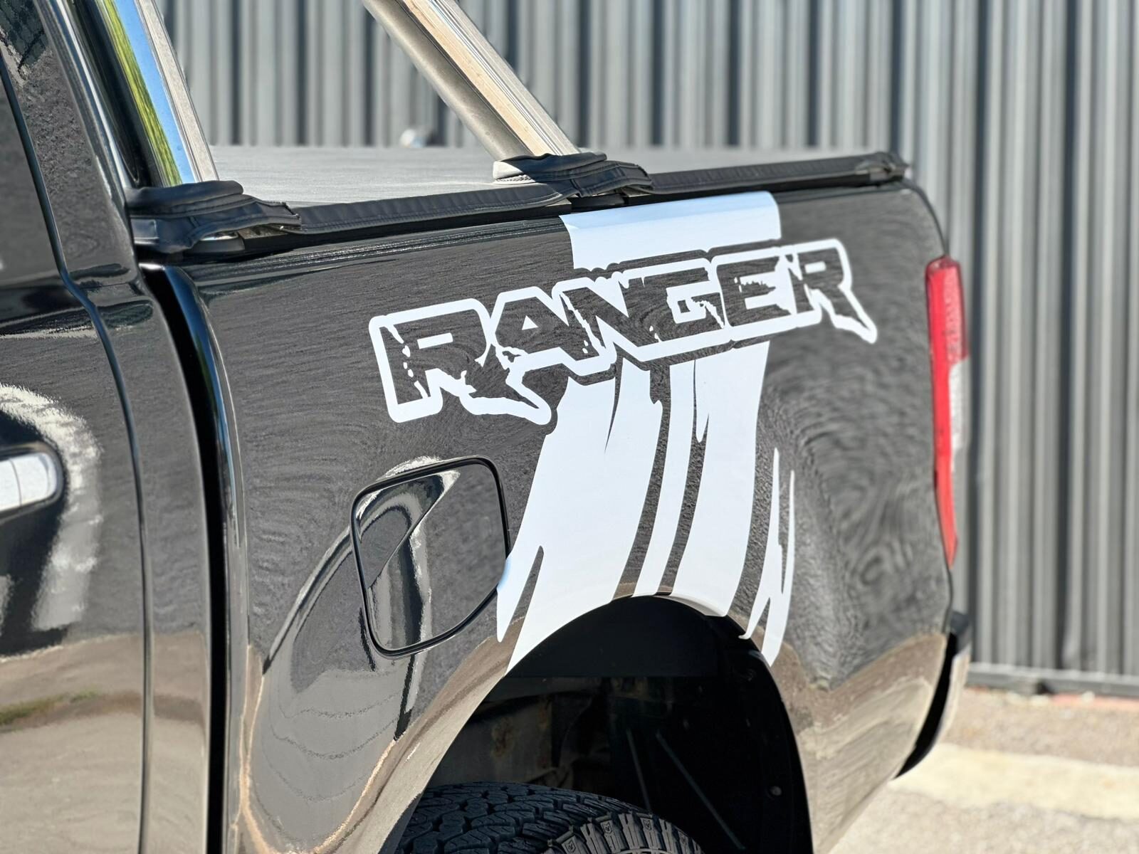 FORD RANGER 3.2 TDCi 147kW 4x4 Dob Cab Wildtrack AT