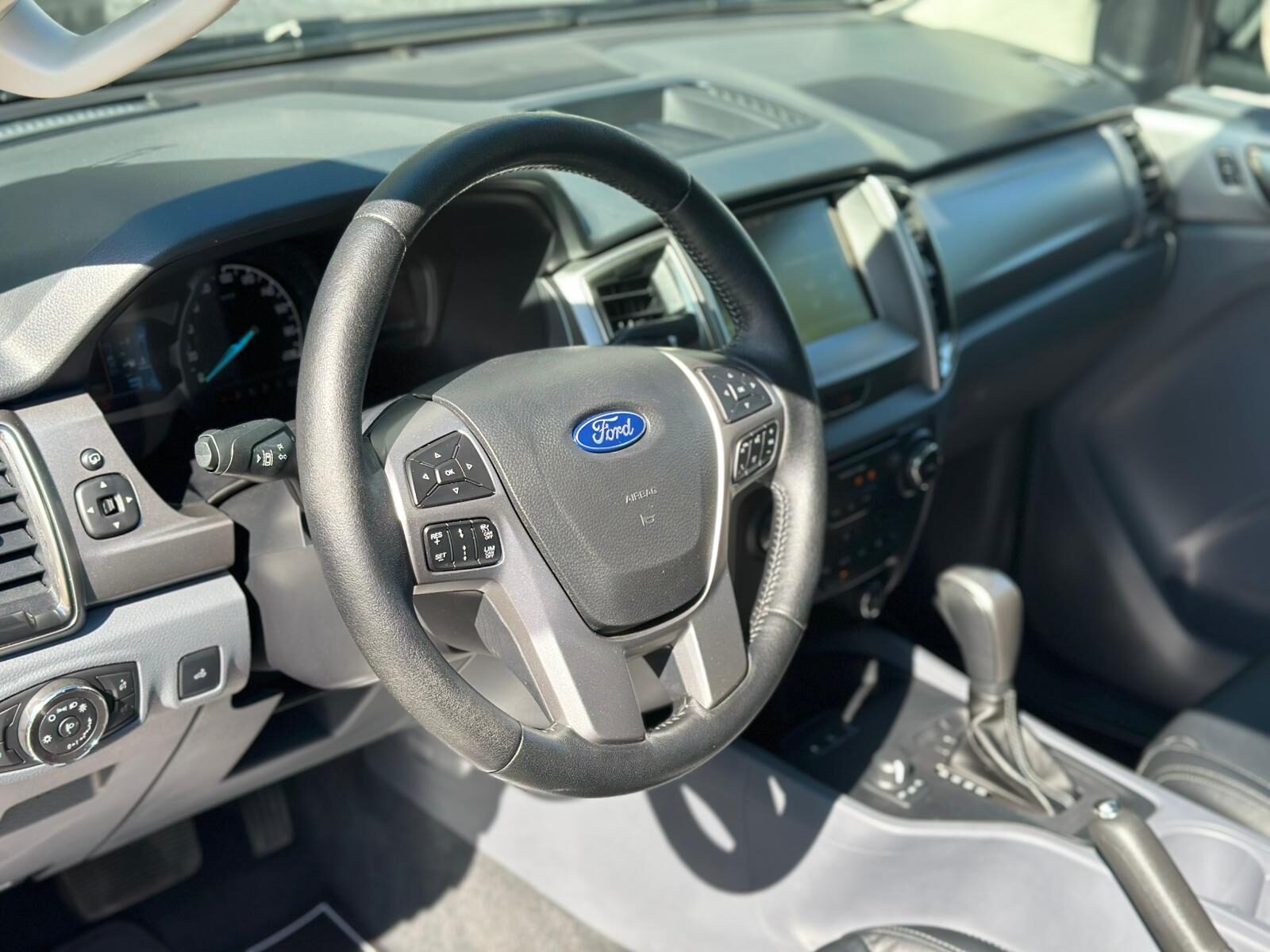 FORD RANGER 3.2 TDCi 147kW 4x4 Dob Cab Wildtrack AT