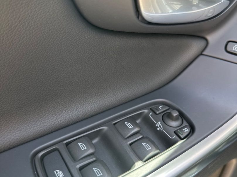 VOLVO XC60 2.0 D3 Kinetic