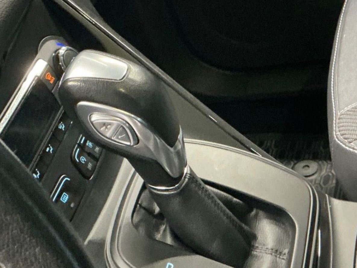 FORD KUGA 2.0 TDCi 132kW 4x4 ASS Titanium Powers.
