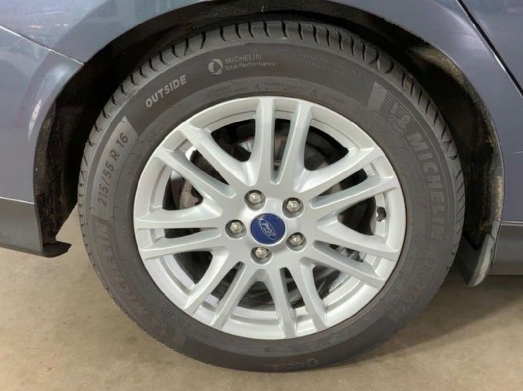 FORD FOCUS 2.0 TDCi 140cv Titanium Sportbreak