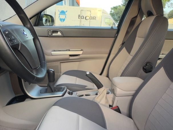 VOLVO S40 1.8 Momentum