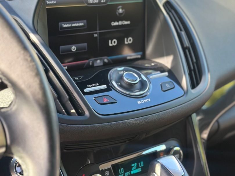 FORD KUGA 2.0 TDCi 132kW 4x4 ASS Titanium Powers.