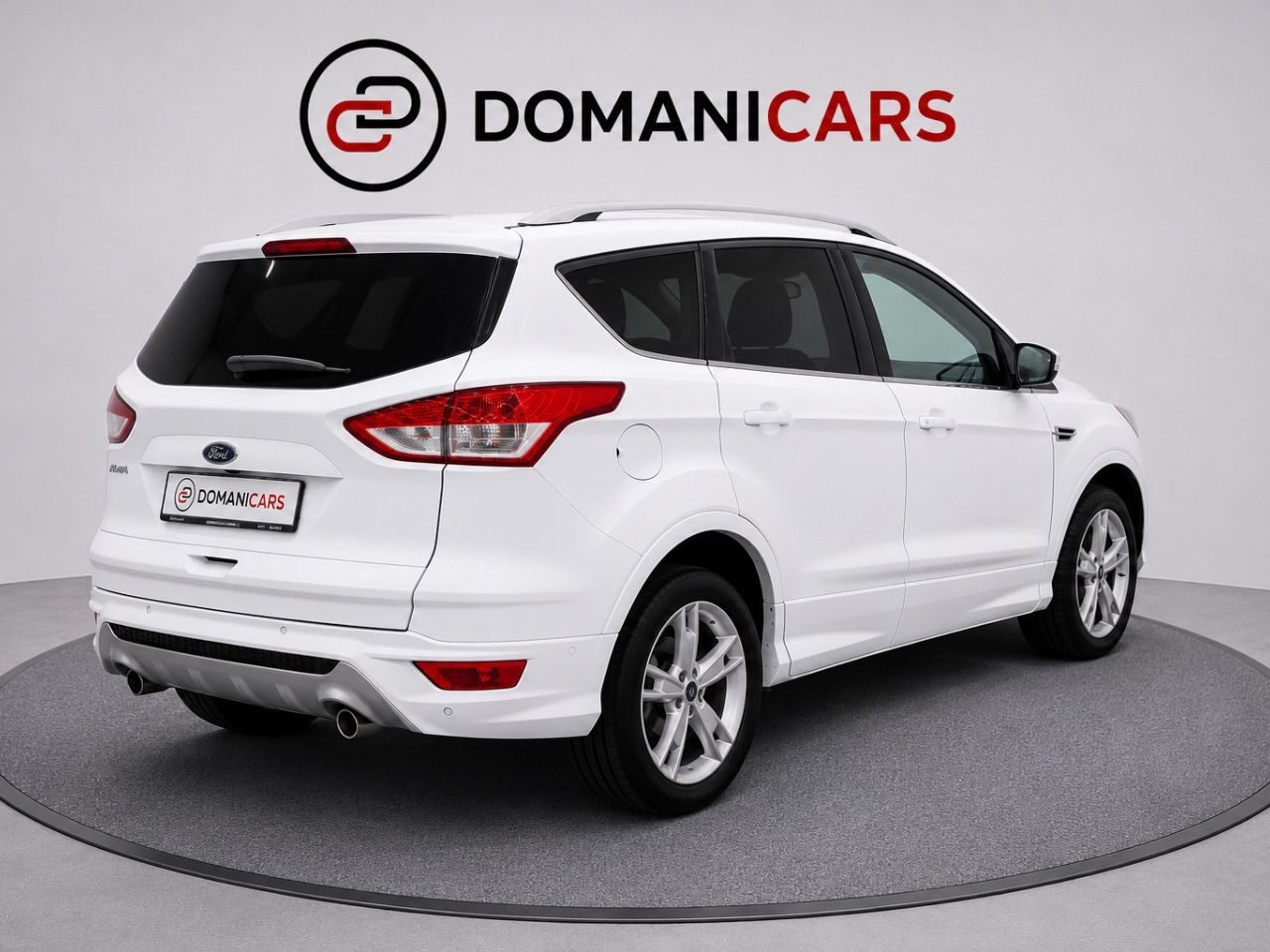 FORD KUGA 2.0 TDCi 132kW 4x4 ASS Titanium Powers.