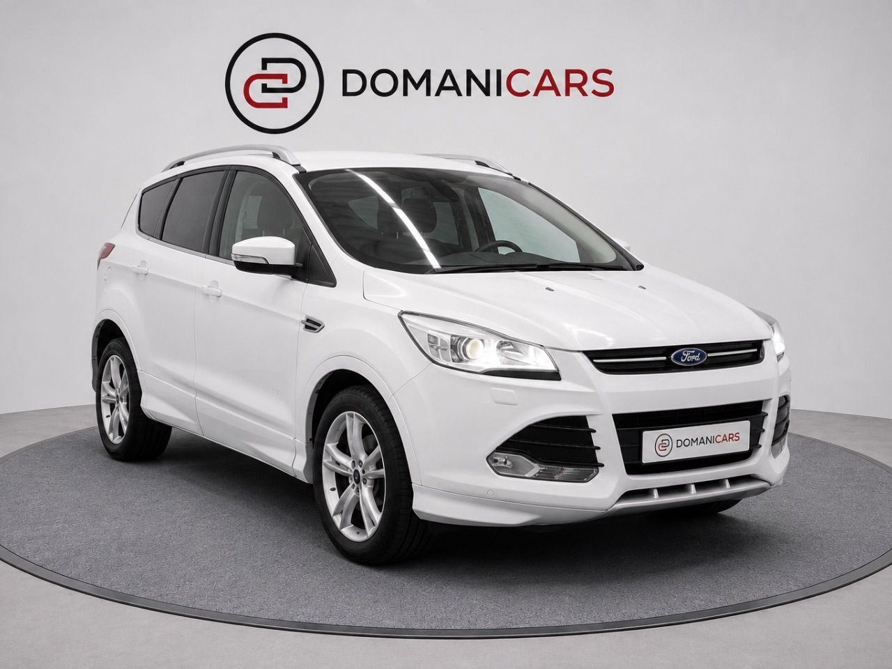 FORD KUGA 2.0 TDCi 132kW 4x4 ASS Titanium Powers.