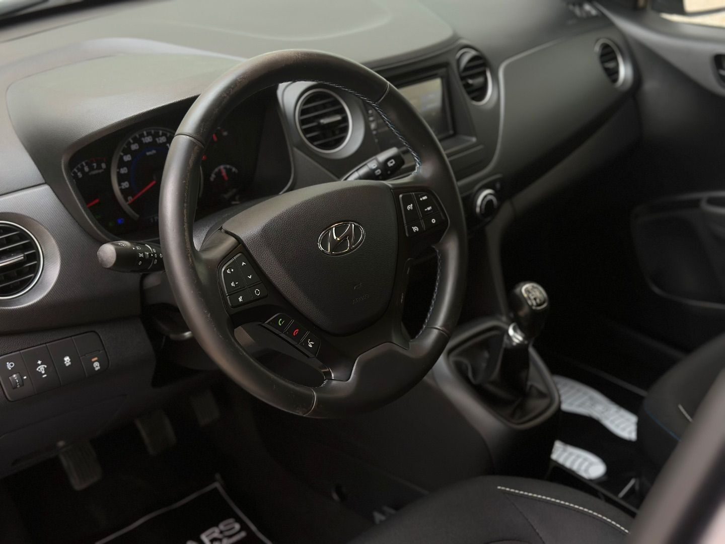 HYUNDAI I10 1.0 Tecno