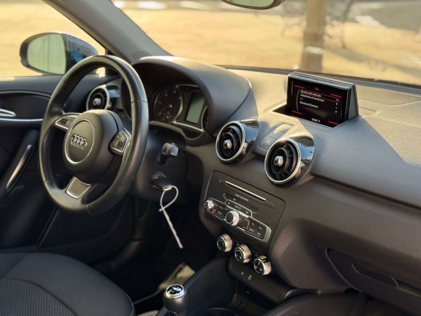 AUDI A1 1.6 TDI 116CV Attraction