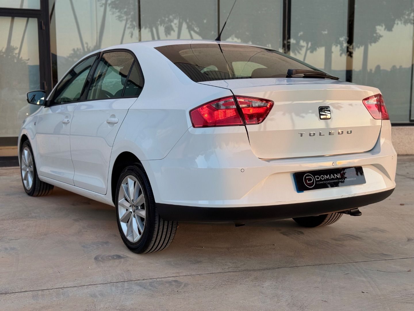 SEAT TOLEDO 1.6 TDI 90cv DSG Style