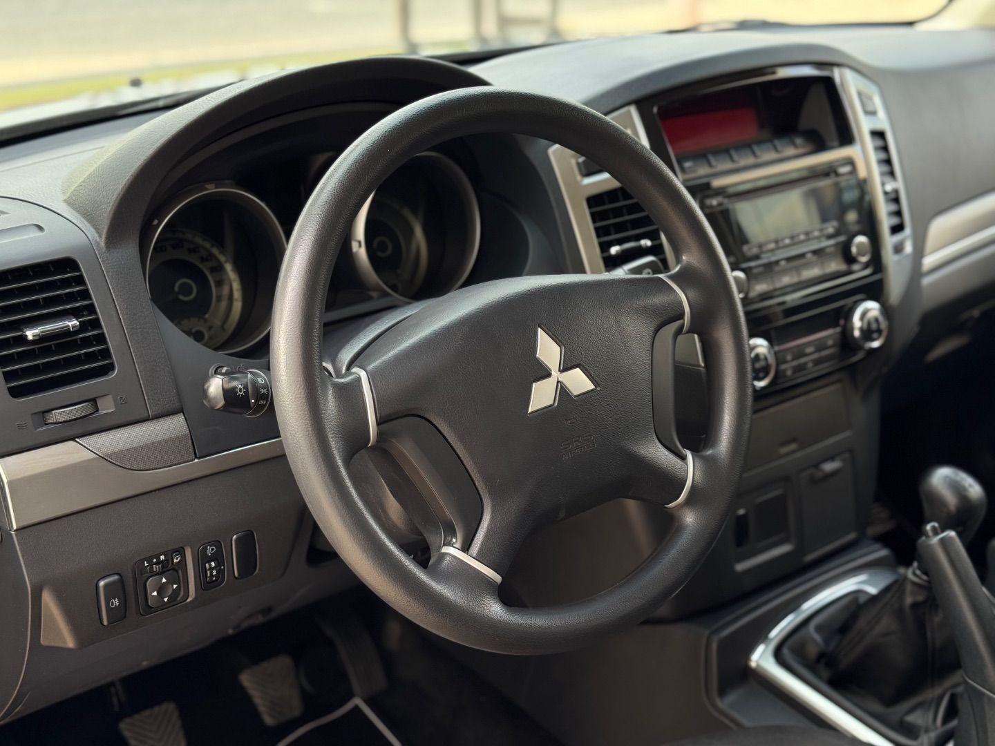 MITSUBISHI MONTERO 3.2 DID Motion