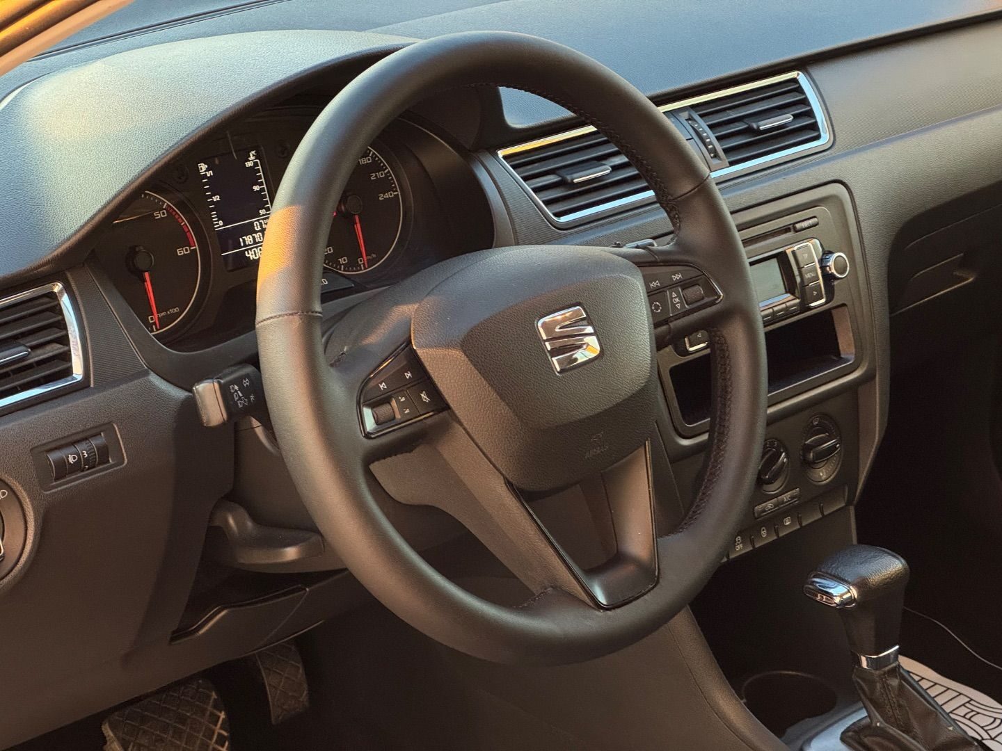 SEAT TOLEDO 1.6 TDI 90cv DSG Style