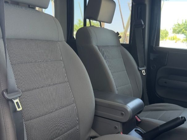 JEEP WRANGLER UNLIMITED 2.8 CRD Sahara Auto
