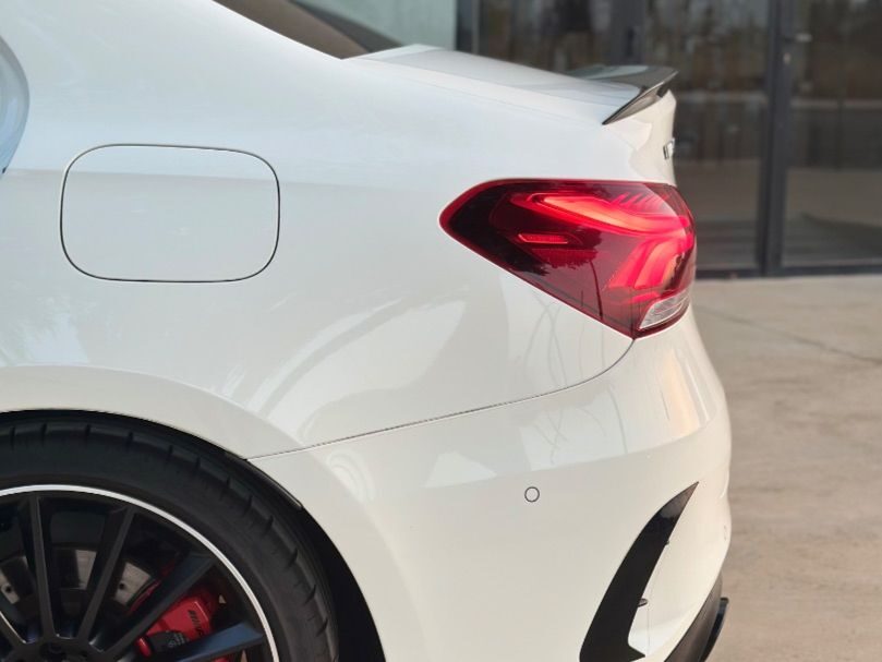 MERCEDES-BENZ CLASE A Sedan MercedesAMG A 35 4MATIC