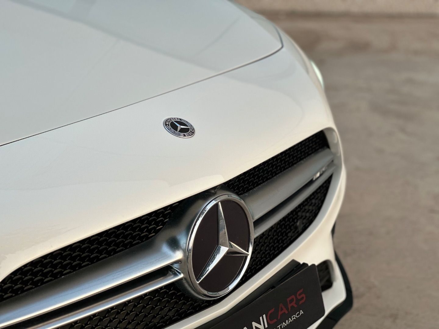 MERCEDES-BENZ CLASE A Sedan MercedesAMG A 35 4MATIC