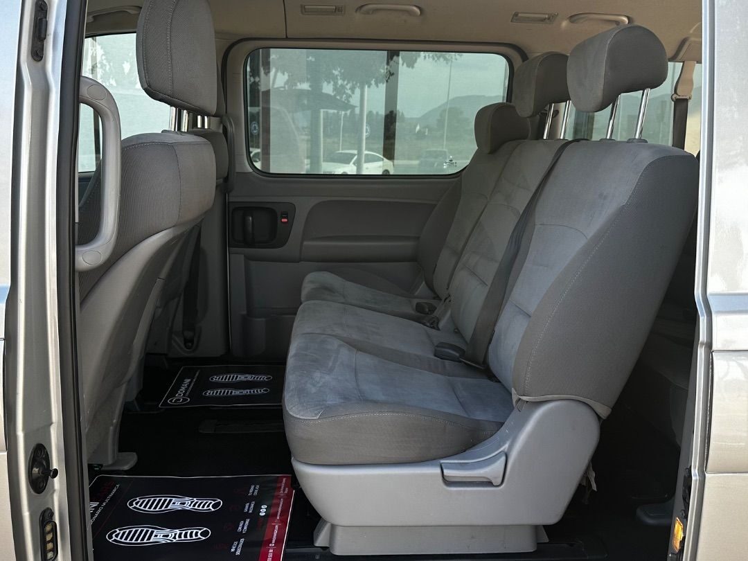 HYUNDAI H-1 Travel 2.5 CRDi 136 CV